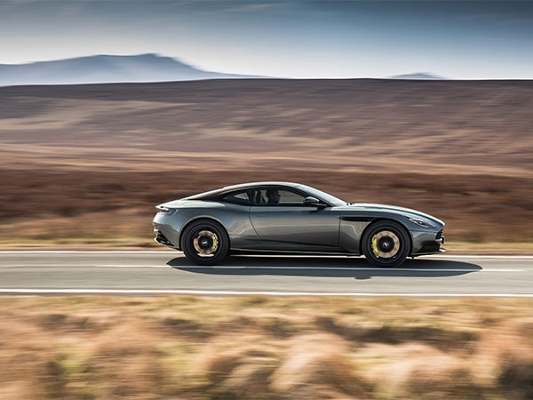 DB11 AMR - أداء جديد ومتميز في تشكيلة DB11